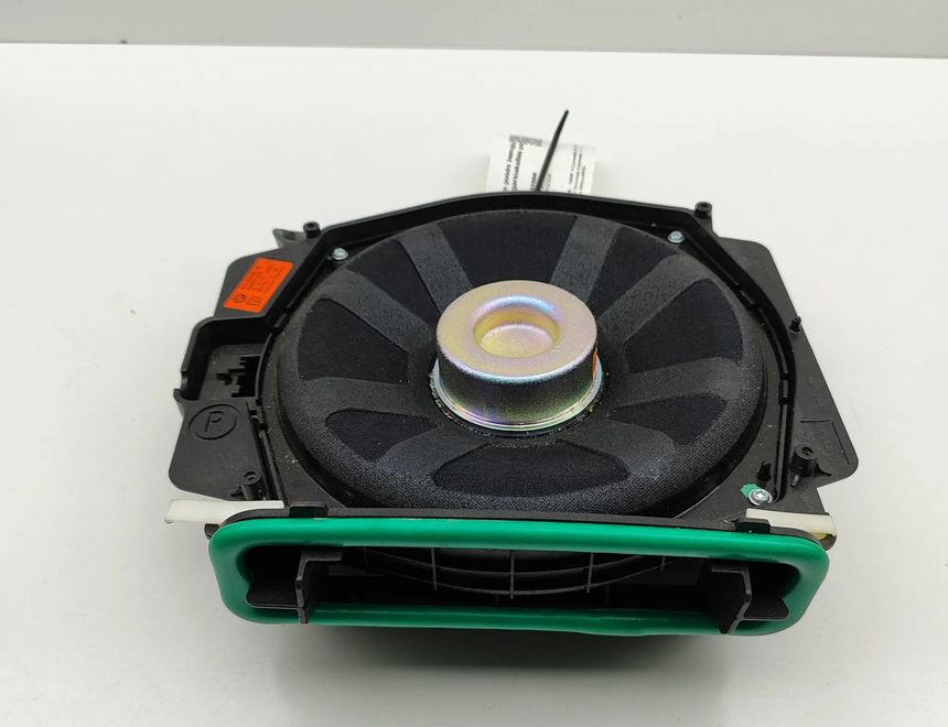 BMW 4 Series G22, G23, G26 (2020-2023) Низкочастотний динамік правого боку 2622490 31641066