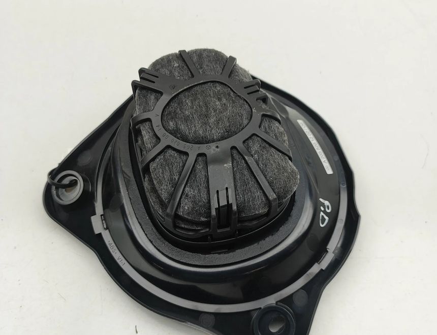 MERCEDES-BENZ GLC 253 (2015-2019) Низкочастотний динамік правого боку A2058201202 31669864