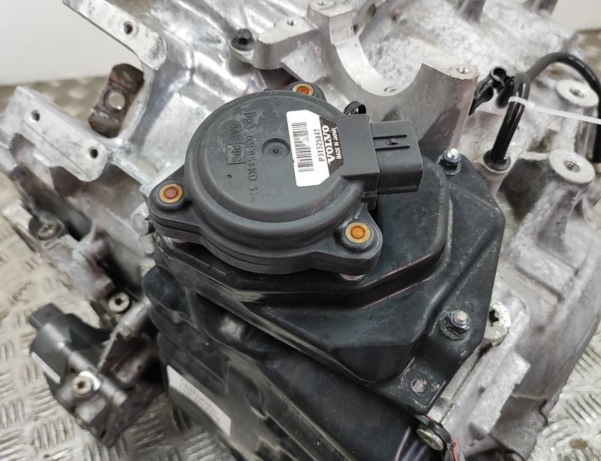 VOLVO XC60 2 generation (2017-2024) Коробка передач TG-81SD,TG81SD 31726231