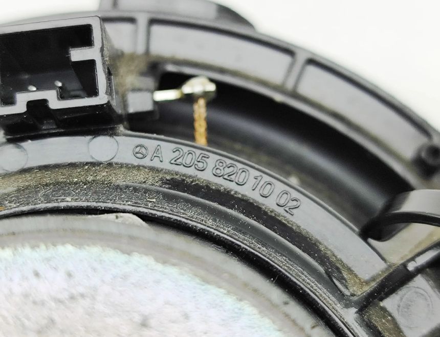 MERCEDES-BENZ C-Class W205/S205/C205 (2014-2023) Звуковой динамик приборной панели A2058201002 33046846