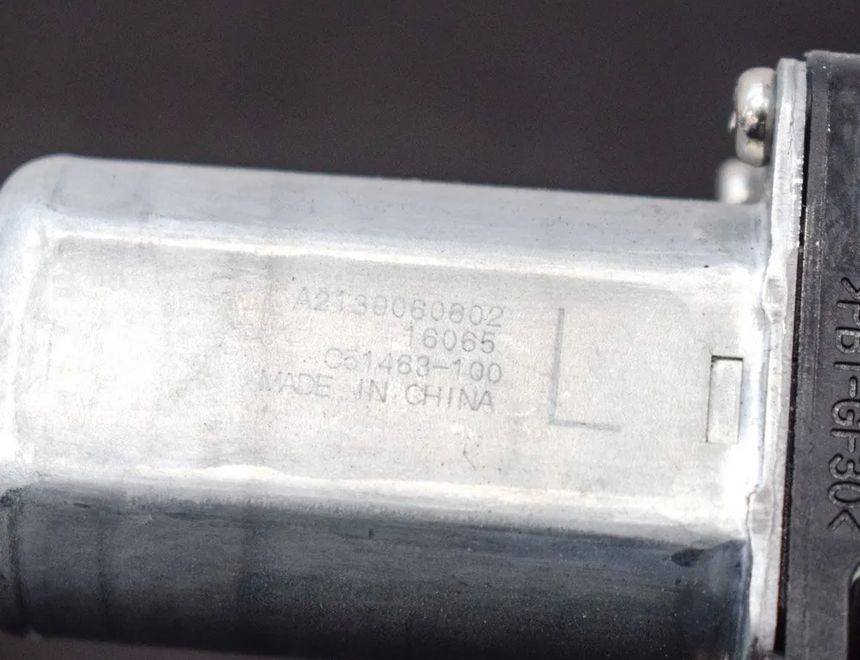 MERCEDES-BENZ E-Class W213/S213/C238/A238 (2016-2024) Маторчик стеклоподъемника задней правой двери A2139060602 3627549