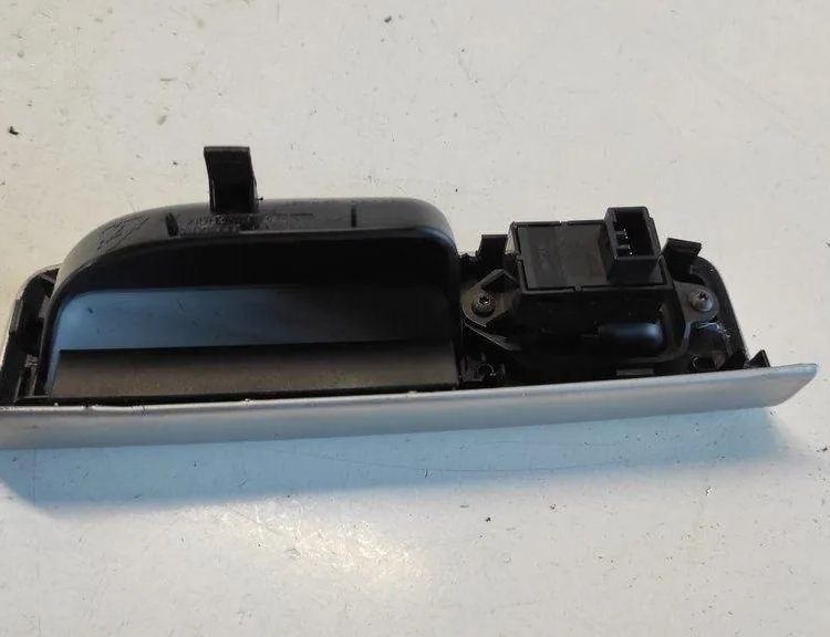 VOLVO V50 1 generation (2003-2012) Кнопка керування вікном задніх правих дверей 8663819,8663819 17119997