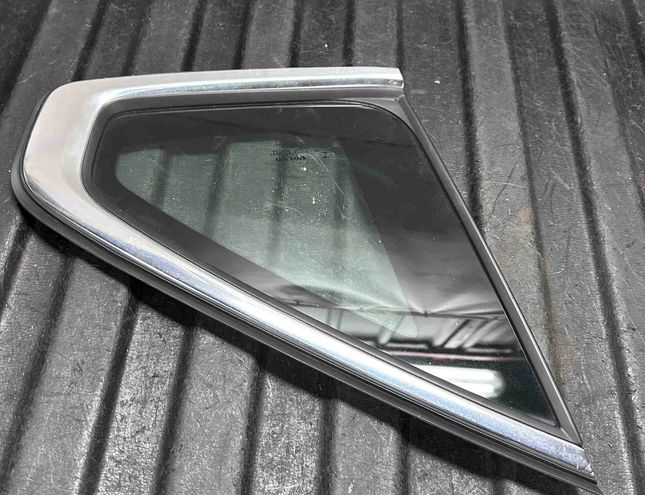 VOLVO S90 2 generation (2016-2023) Заднє кузовне скло ліве 31689018,43R001734 32406872