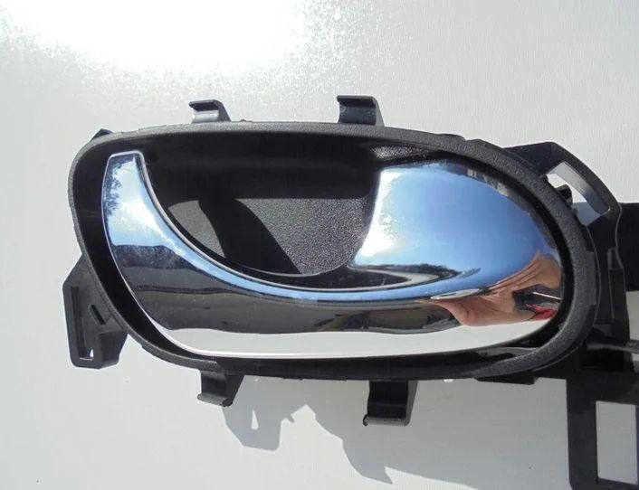 NISSAN Qashqai 2 generation (2013-2023)  Правая задняя внутренняя ручка открытия 806704EA0A 26050602