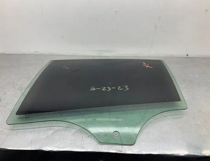 BMW 5 Series G30/G31 (2016-2023) Стекло задней праой двери E000292 21621326