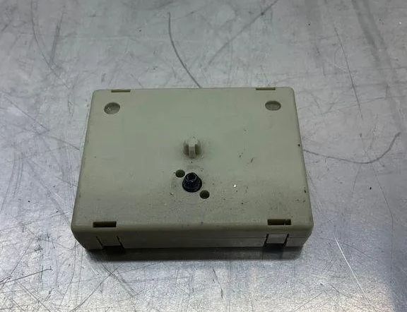 BMW 7 Series F01/F02 (2008-2015) Фильтр антенны 9140179 30777656