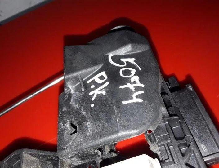 MERCEDES-BENZ E-Class W212/S212/C207/A207 (2009-2016) Рамка внутрішньої ручки передніх правих дверей A2047601534,A358401 25538735