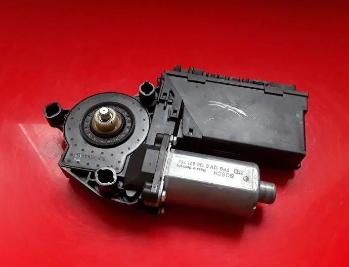 SEAT Exeo 1 generation (2009-2012) Мотор керування вікном передньої правої двері 8E1959802G,5WK49200CBF,105845204 25546533