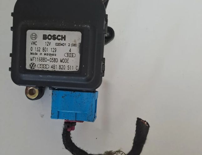 AUDI A6 C5/4B (1997-2004) Двигатель задвижки потока воздуха 4B1820511C 24698967