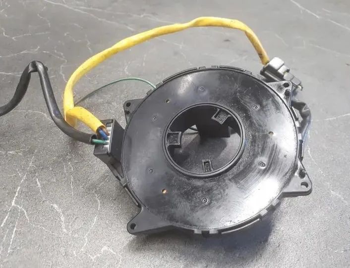 HYUNDAI Getz GK (2 generation) (2001-2009) Шлейф руля tasma 27200889