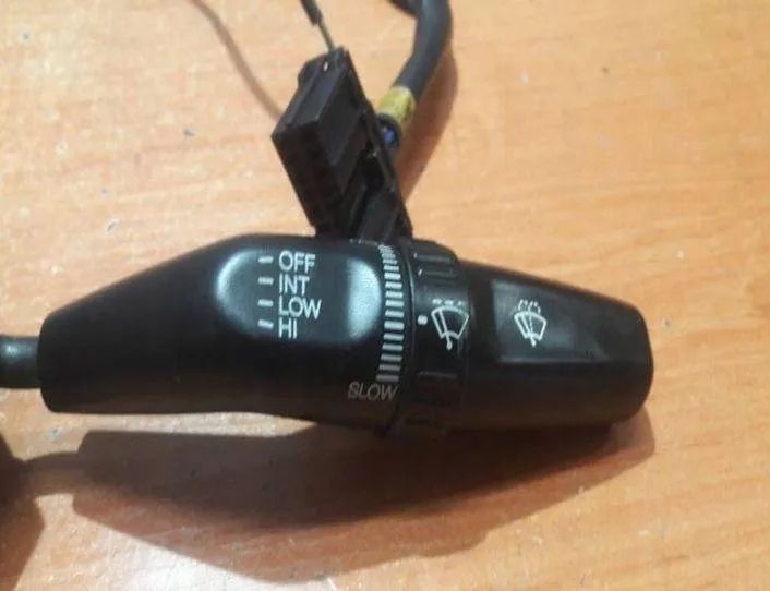 KIA Joice 1 generation (2000-2002) Управление стеклоочистителями 50131A3220 27209482