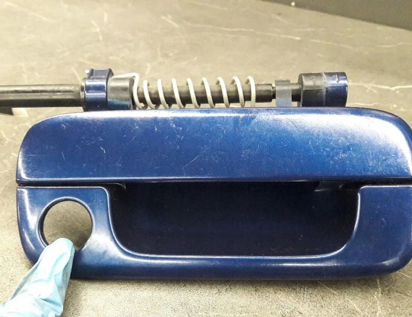 PEUGEOT 406 1 generation (1995-2004) Наружная ручка боковых левых дверей 9621858777 30120959