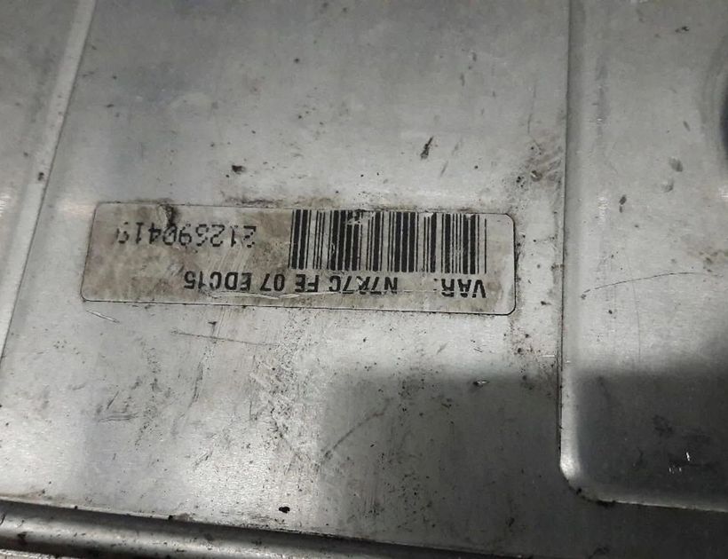 CITROËN Xsara Picasso 1 generation (1999-2010) Блок управления двигателем 0281010871 30130895