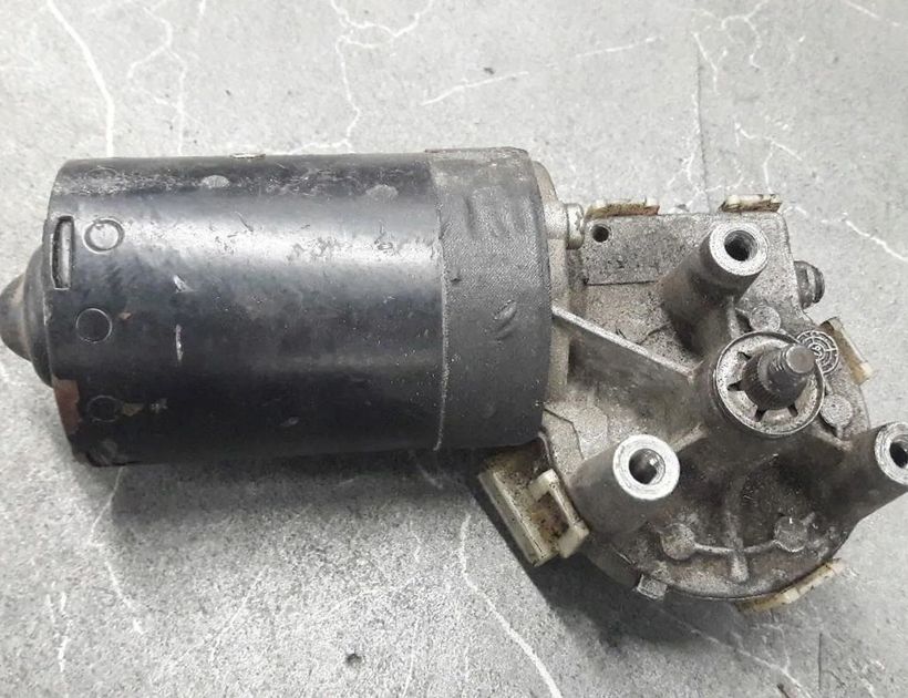 SEAT Ibiza 2 generation (1993-2002) Двигатель стеклоочистителей 1L0955119 30131101