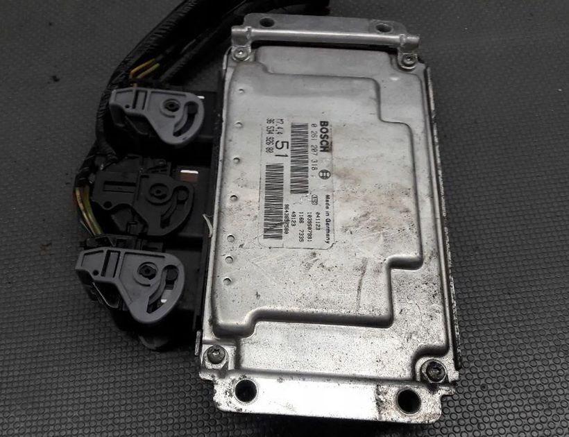 CITROËN Xsara Picasso 1 generation (1999-2010) Блок управления двигателем 0261207318 30175907