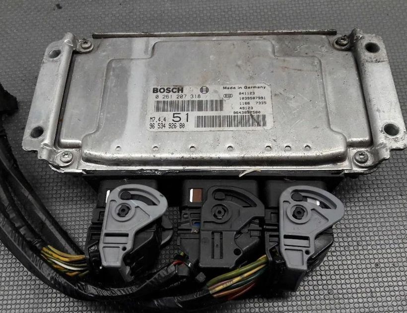 CITROËN Xsara Picasso 1 generation (1999-2010) Блок управления двигателем 0261207318 30175907