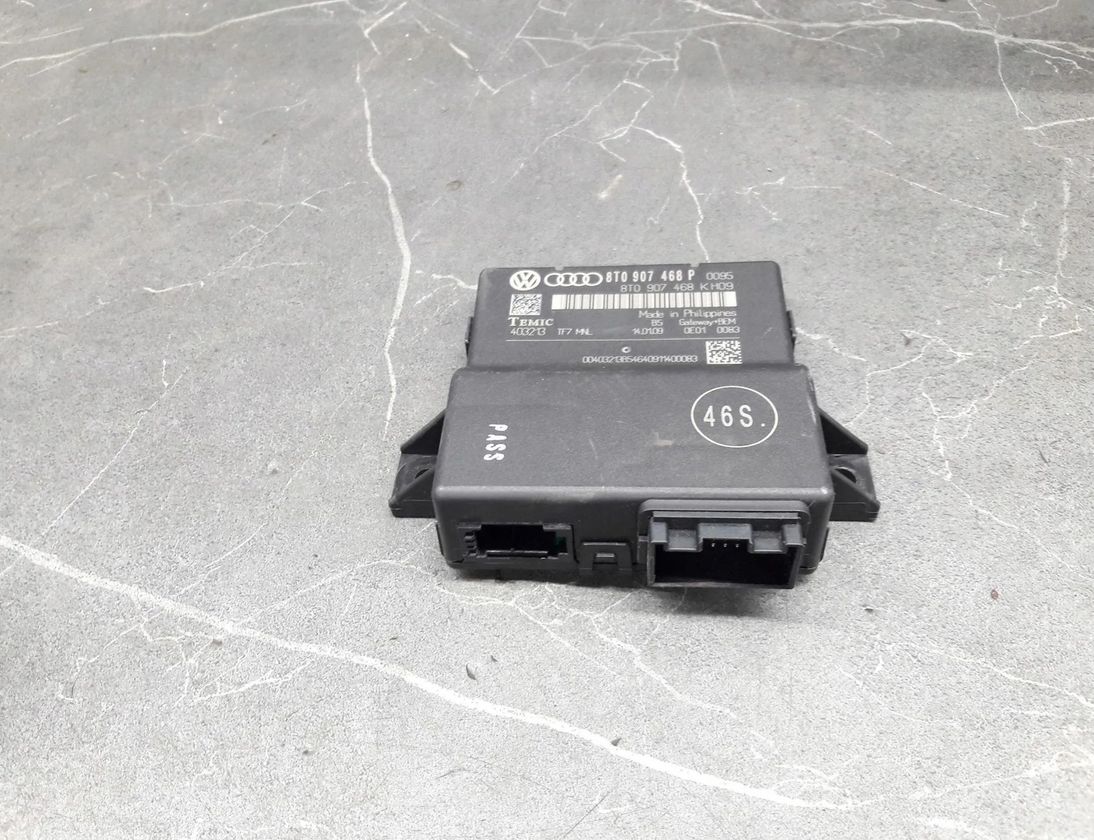 AUDI A4 B8/8K (2011-2016) Блок керування шлюзом 8T0907468P 30178446