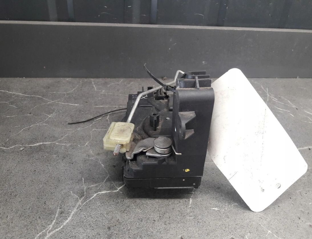 OPEL Astra H (2004-2014) Замок правої передньої двері 13128112FX 30186650