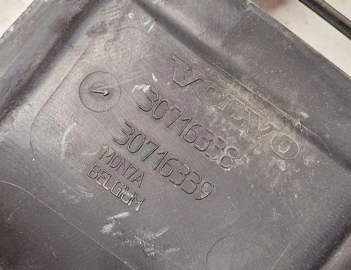 VOLVO S40 2 generation (2004-2012) Пластикова обробка рами панелі Slam 30716338,30716339 27050474