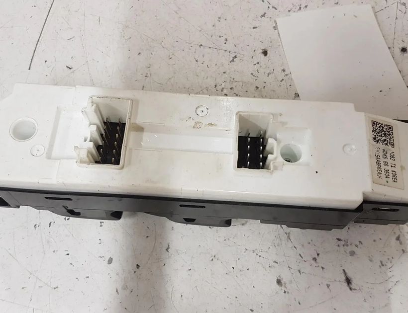 MAZDA 6 GH (2007-2013) Кнопка стеклоподъемника задней левой двери GDK66350A 28774416