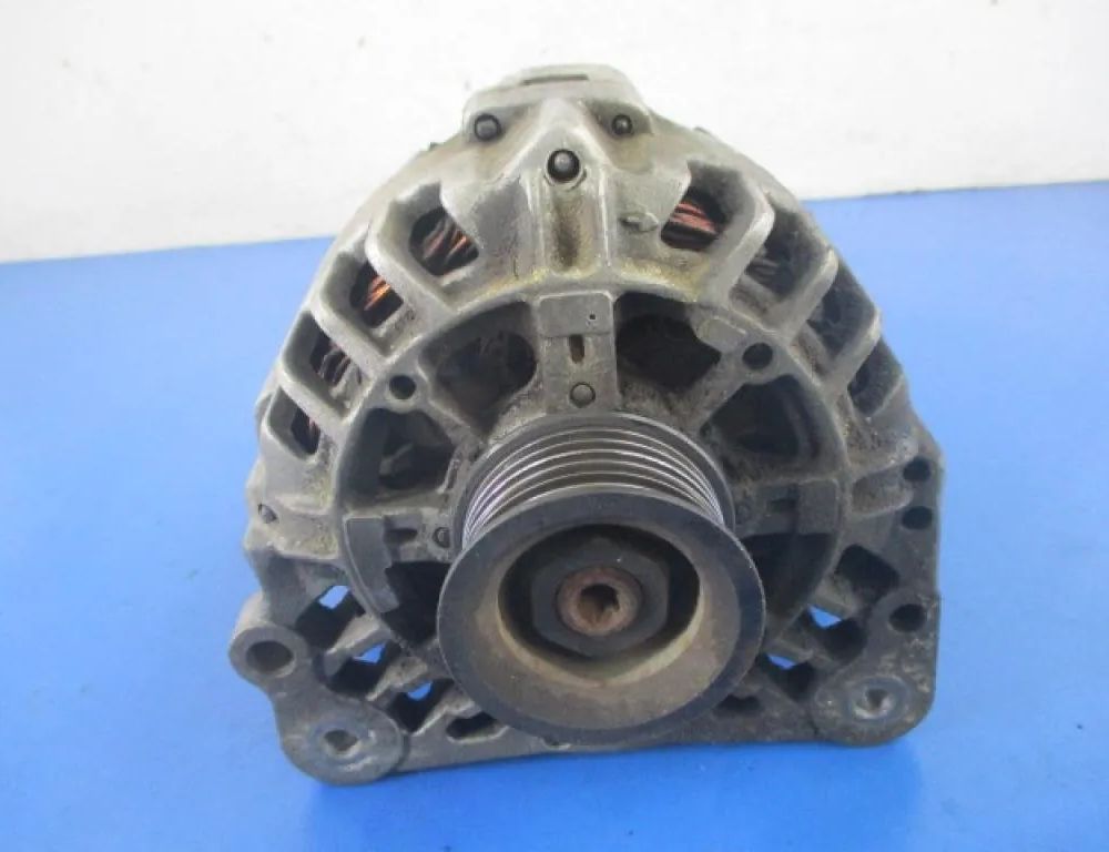 VOLKSWAGEN SpaceFox 1 generation (2006-2023) Генератор 03D903025H 21373022