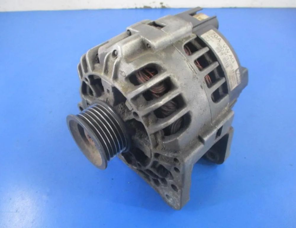 VOLKSWAGEN SpaceFox 1 generation (2006-2023) Генератор 03D903025H 21373022