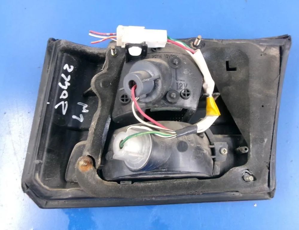 TOYOTA Carina E 1 generation (2007-2014) Заднє ліве заднє світло 30088564