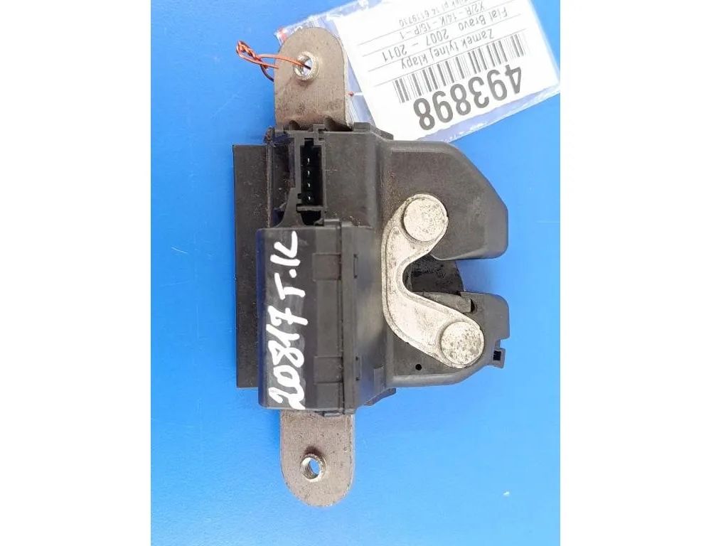 FIAT Bravo 2 generation (2007-2011) Замок крышки багажника 55701971 32037137