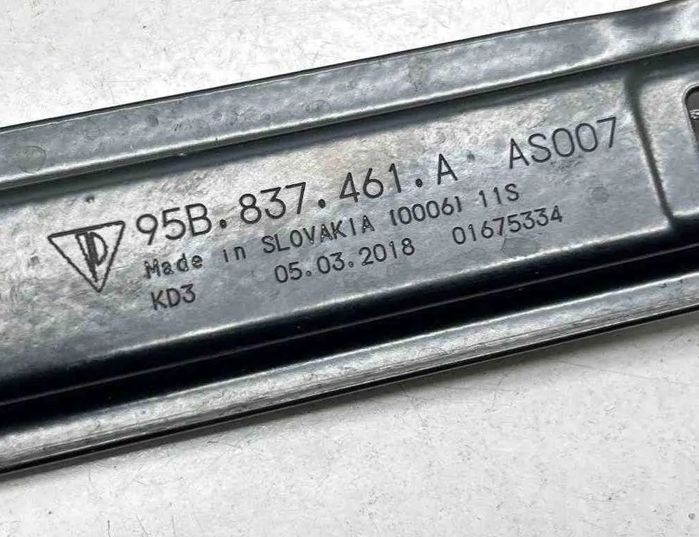 PORSCHE Macan 1 generation (2013-2023) Регулятор вікна лівої передньої двері E850202101,95B837461A,0130822077 32688261