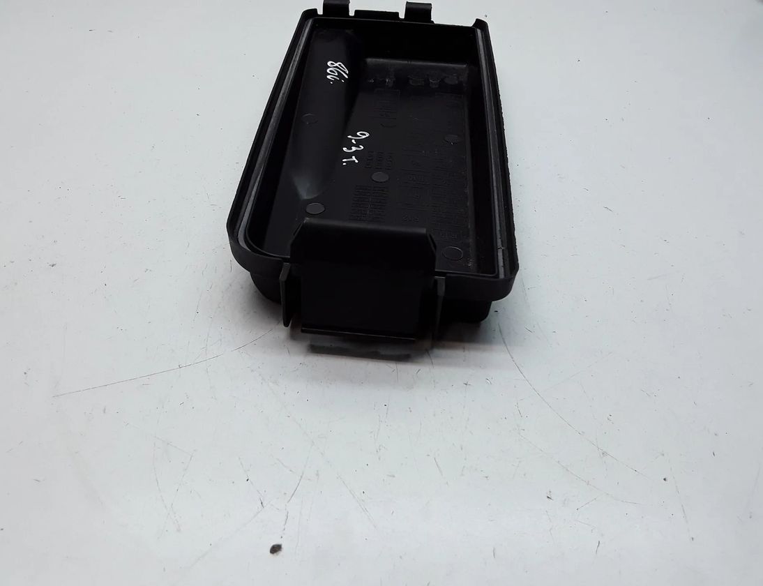 SAAB 93 1 generation (1956-1960) Крышка блока предохранителей 460023260,24438039 13663508