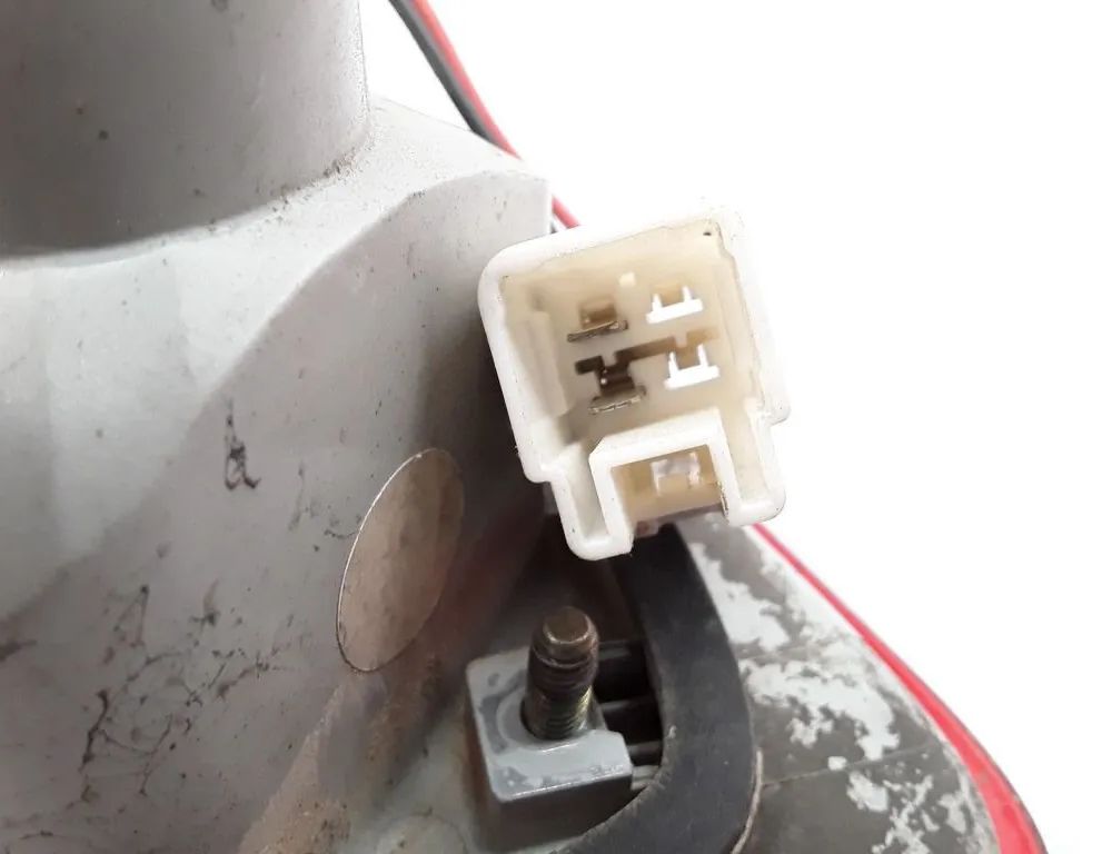 MITSUBISHI Carisma 1 generation (1995-2004) Праве заднє фаркопне світло 151208 11654078