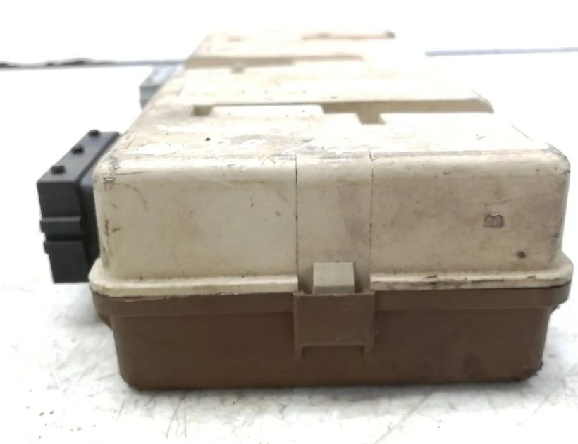 PEUGEOT 807 1 generation (2002-2012) Блок управления задним сиденьем 1491352080 29786950