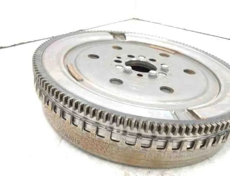 RENAULT Megane 3 generation (2008-2020) Маховик 123101804R,TD9155 32571351