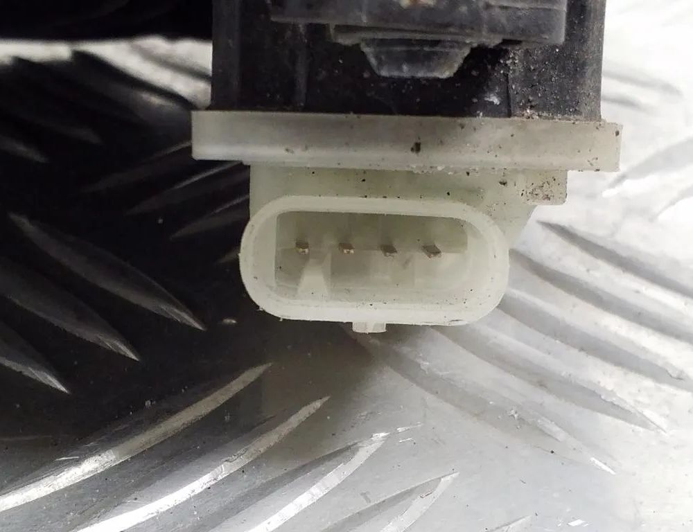 BMW 3 Series G20/G21/G28 (2018-2024) Крышка бензобака 14290410 24590173