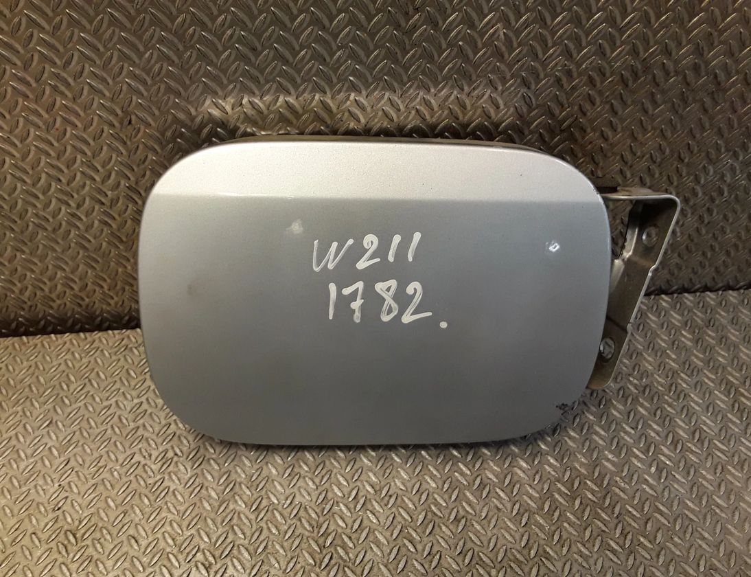 MERCEDES-BENZ E-Class W211/S211 (2002-2009) Кришка паливного баку 2115849817 11525567