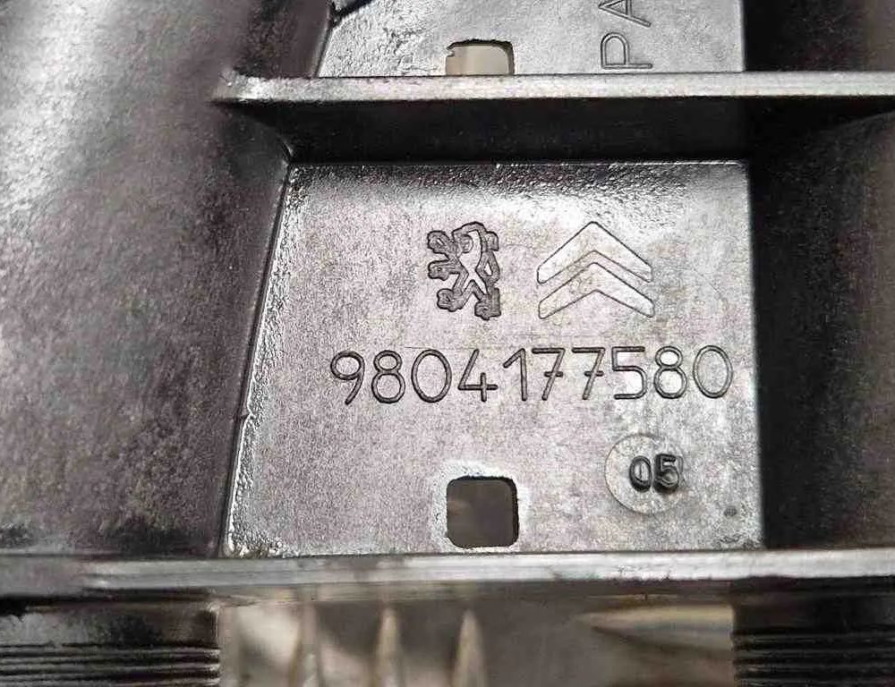 CITROËN C4 2 generation (2010-2024) шланг радиатора интеркулера 9804177580 32474297