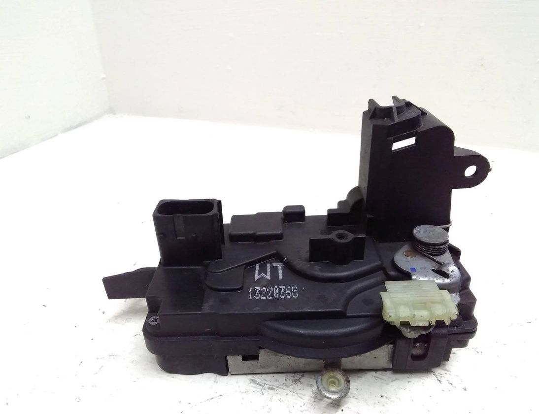 OPEL Astra H (2004-2014) Замок правої передньої двері 13220368 27635263