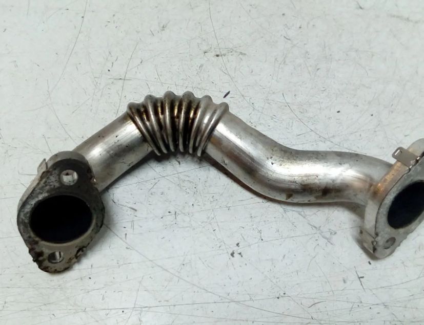 VOLKSWAGEN Golf 6 generation (2008-2015) Трубка рециркуляции отработавших газов 03L131521Q 28531911