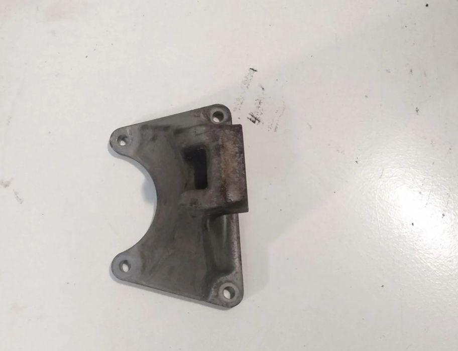 BMW 5 Series E60/E61 (2003-2010) Кронштейн кріплення коробки передач 6769635 28533475