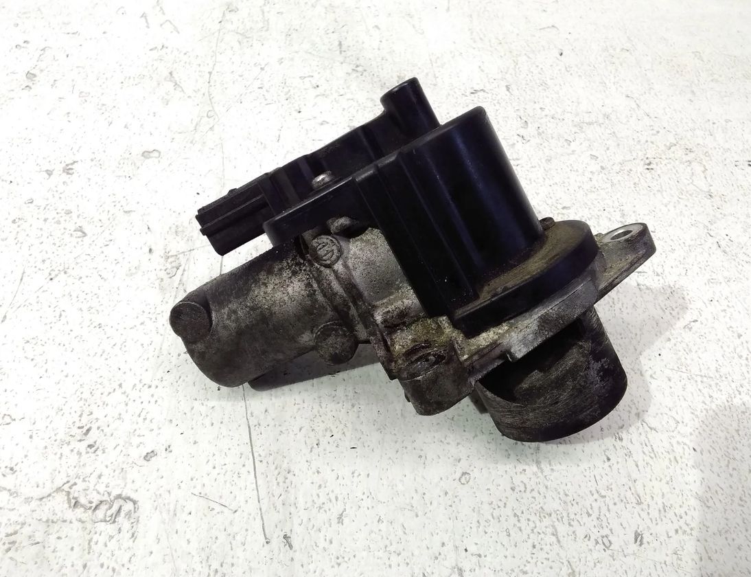HYUNDAI Santa Fe CM (2006-2013) Клапан EGR 284102F000 28645815