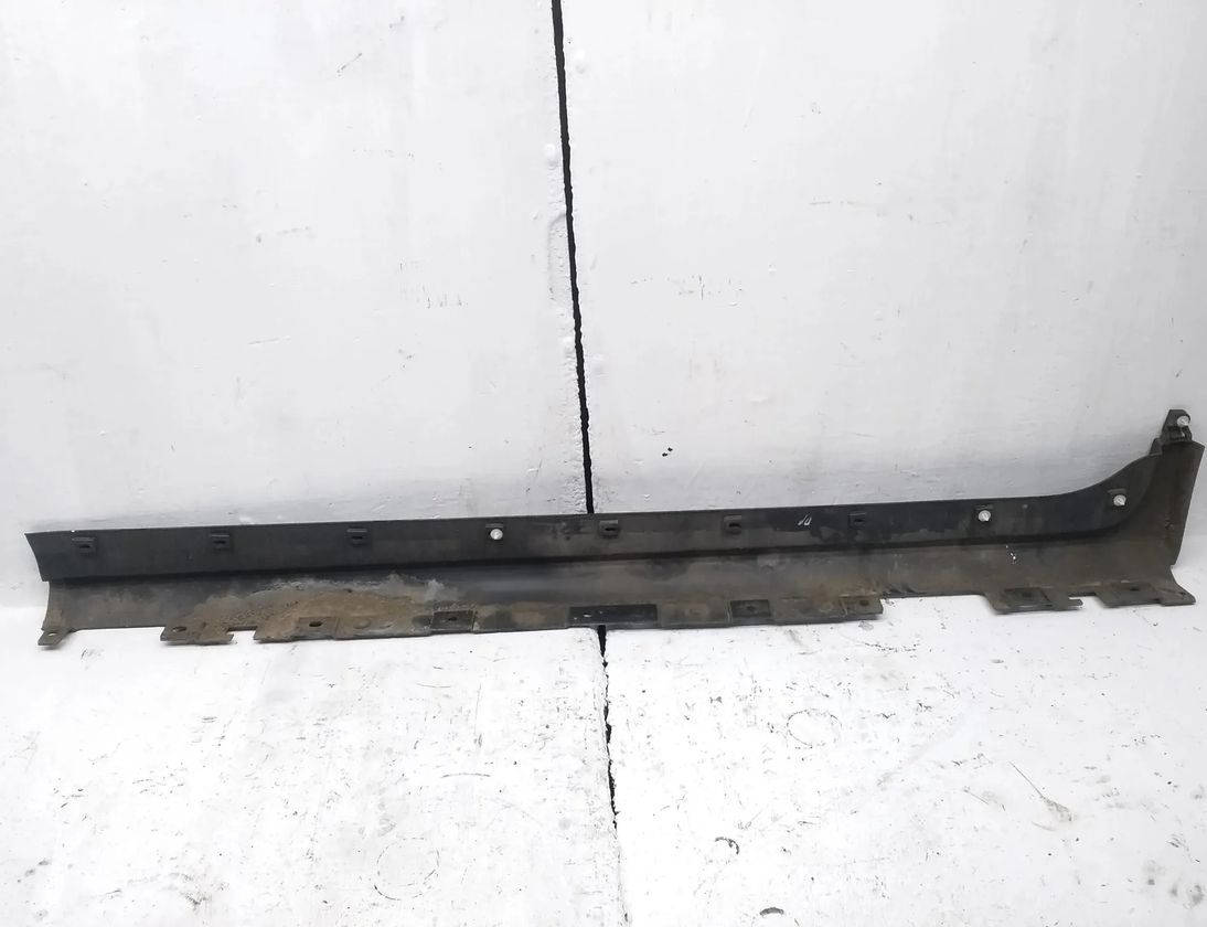 BMW X3 F25 (2010-2017) Права пластикова облицювальна панель порогу 7210080 28732059