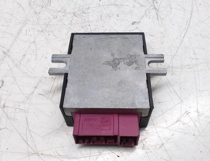 BMW 1 Series E81/E82/E87/E88 (2004-2013) Управление топливным насосом 7276046 31044170