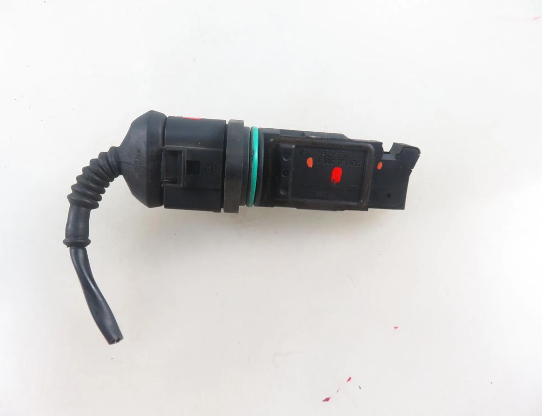 AUDI A4 B6/8E (2000-2005) Воздухомер воздушного фильтра F00C2G2055 29843373