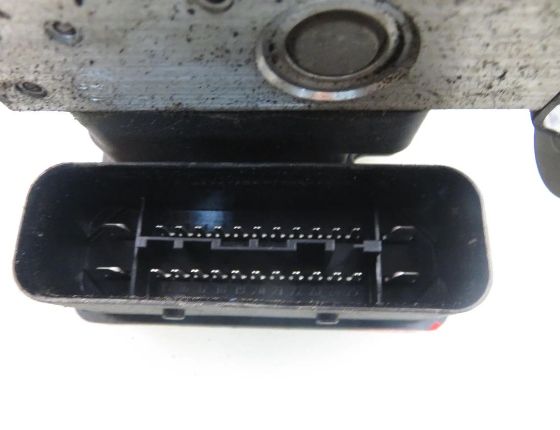 SEAT Altea 1 generation (2004-2013) Насос ABS 1K0907379P,10097003153,1K0614117J 31722347