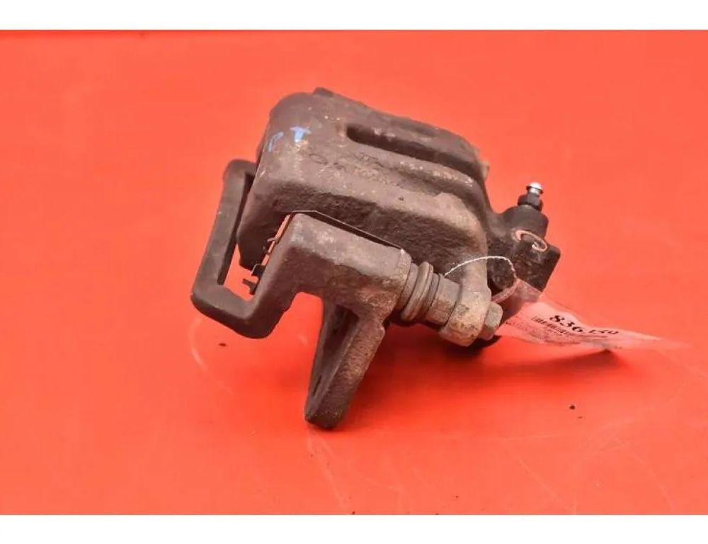 CHEVROLET Captiva 1 generation (2006-2018) задний правый суппорт CHEVROLET 24508151