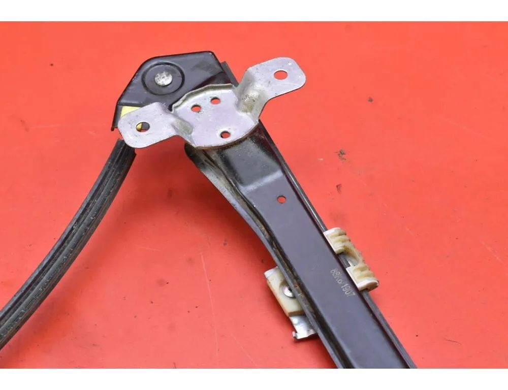 VOLKSWAGEN Golf 4 generation (1997-2006) Регулятор вікна лівої передньої двері 1K0959701E 28603833