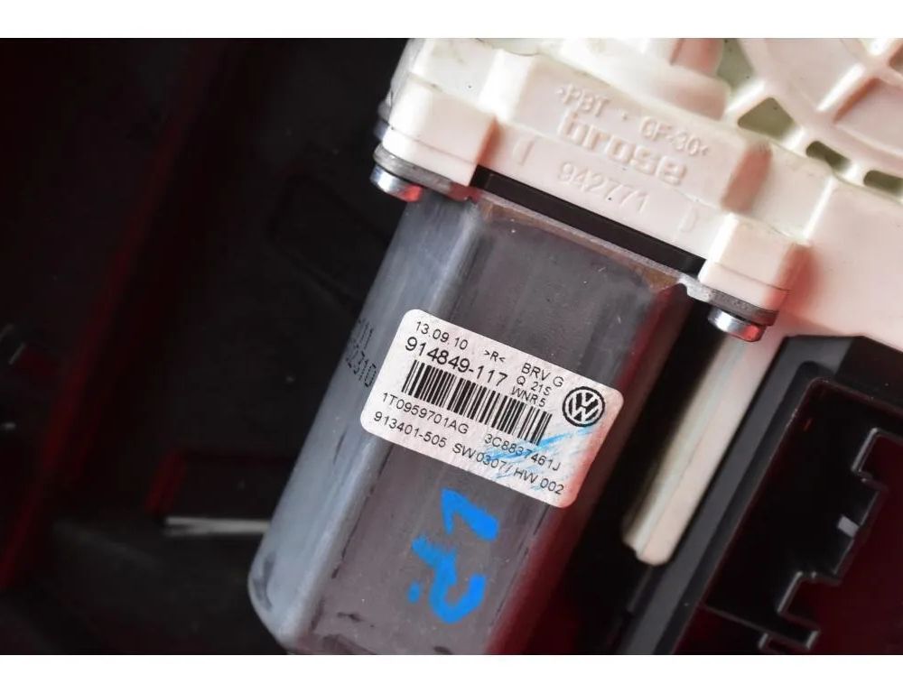 VOLKSWAGEN Passat CC 1 generation (2008-2017) Регулятор вікна лівої передньої двері 3C8837755 29068398