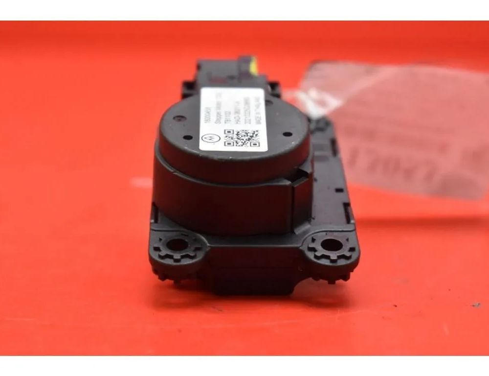 OPEL Corsa F (2019-2023) Привід двигуна заслінки обігрівача салону 16000458 30076116