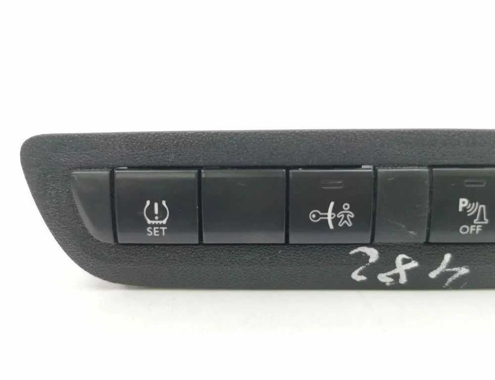 PEUGEOT 2008 2 generation (2019-2023) Перемикач допомоги при паркуванні 96750114ZD,98029931ZD 30614402