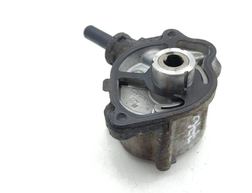 INFINITI Q50 1 generation (2013-2024) Вакуумный насос GD01497 30815923